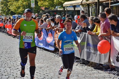 Stadtlauf-Neumarkt-Zieleinlauf-2019-0566