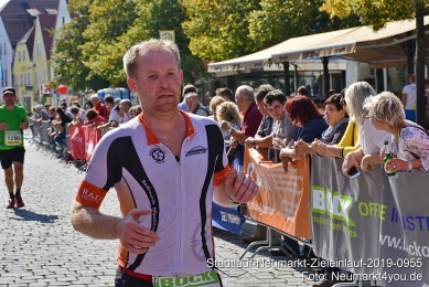 Stadtlauf-Neumarkt-Zieleinlauf-2019-0955