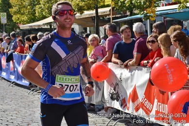 Stadtlauf-Neumarkt-Zieleinlauf-2019-0676