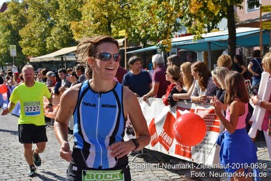 Stadtlauf-Neumarkt-Zieleinlauf-2019-0639