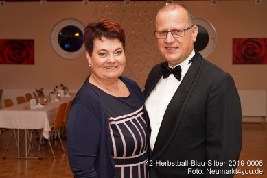 42-Herbstball-Blau-Silber-2019-0006