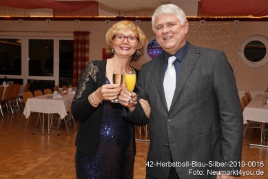 42-Herbstball-Blau-Silber-2019-0016