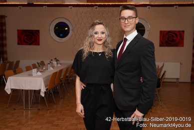 42-Herbstball-Blau-Silber-2019-0019