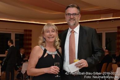 42-Herbstball-Blau-Silber-2019-0027