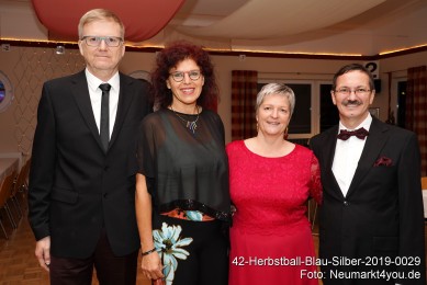 42-Herbstball-Blau-Silber-2019-0029