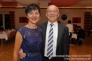 42-Herbstball-Blau-Silber-2019-0036