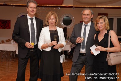 42-Herbstball-Blau-Silber-2019-0042