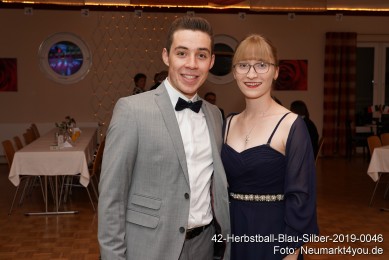 42-Herbstball-Blau-Silber-2019-0046