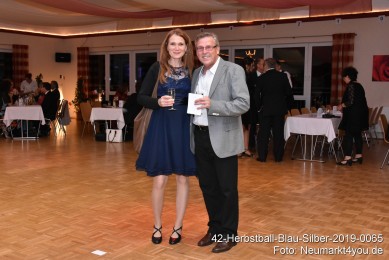 42-Herbstball-Blau-Silber-2019-0065