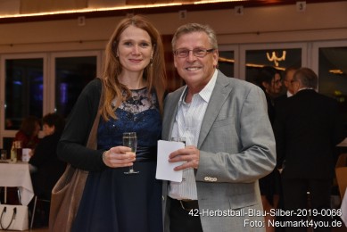 42-Herbstball-Blau-Silber-2019-0066
