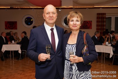 42-Herbstball-Blau-Silber-2019-0068