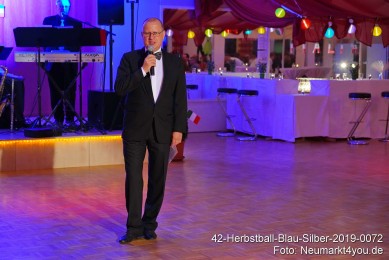 42-Herbstball-Blau-Silber-2019-0072