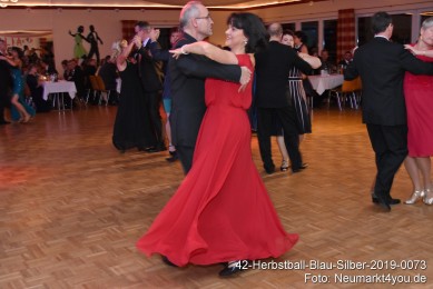 42-Herbstball-Blau-Silber-2019-0073