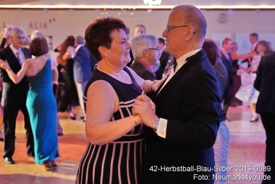 42-Herbstball-Blau-Silber-2019-0089