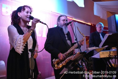 42-Herbstball-Blau-Silber-2019-0109