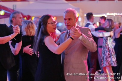 42-Herbstball-Blau-Silber-2019-0113