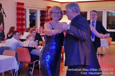 42-Herbstball-Blau-Silber-2019-0115