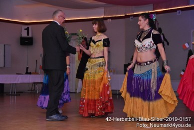 42-Herbstball-Blau-Silber-2019-0157