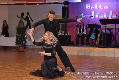 42-Herbstball-Blau-Silber-2019-0159