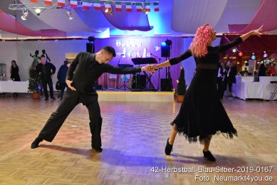 42-Herbstball-Blau-Silber-2019-0167