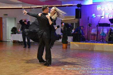 42-Herbstball-Blau-Silber-2019-0168