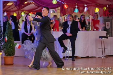 42-Herbstball-Blau-Silber-2019-0180