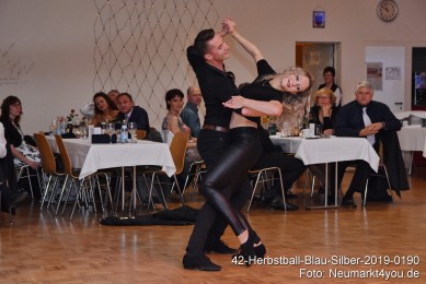 42-Herbstball-Blau-Silber-2019-0190
