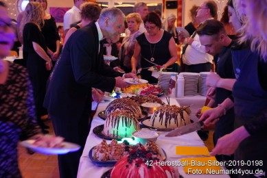 42-Herbstball-Blau-Silber-2019-0198