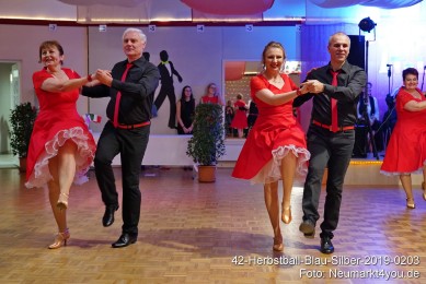 42-Herbstball-Blau-Silber-2019-0203