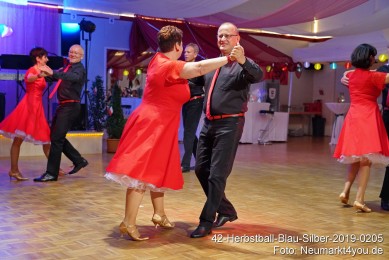 42-Herbstball-Blau-Silber-2019-0205