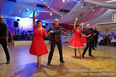 42-Herbstball-Blau-Silber-2019-0213