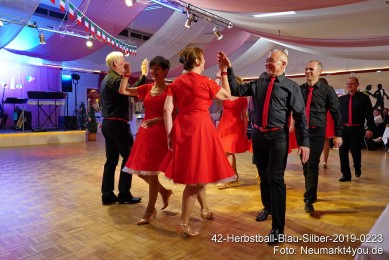 42-Herbstball-Blau-Silber-2019-0223