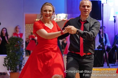 42-Herbstball-Blau-Silber-2019-0225