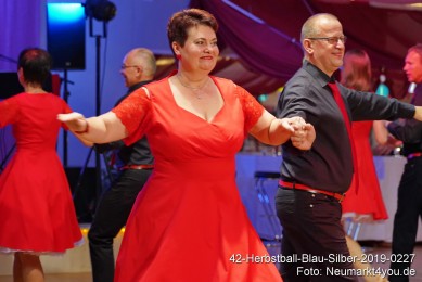 42-Herbstball-Blau-Silber-2019-0227
