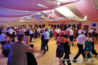 42-Herbstball-Blau-Silber-2019-0230
