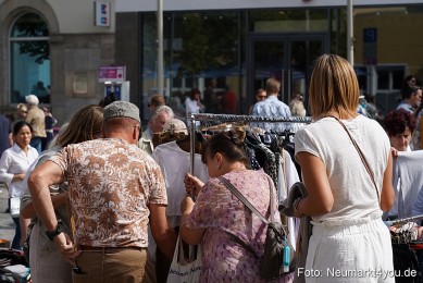 Altstadtflohmarkt-2022-0027