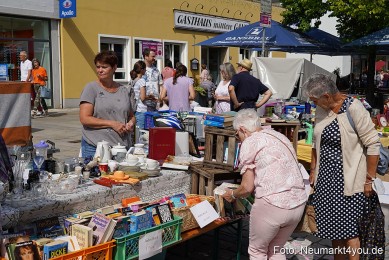 Altstadtflohmarkt-2022-0029