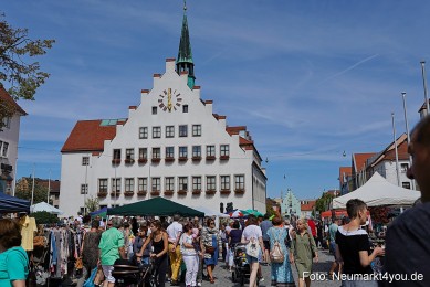 Altstadtflohmarkt-2022-0064