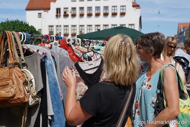Altstadtflohmarkt-2022-0068