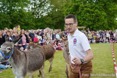 Esellrennen-Fruehlingsfest-Neumarkt-2026-0028