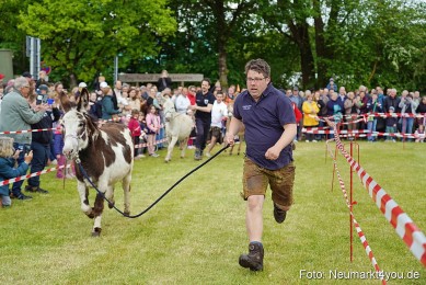 Esellrennen-Fruehlingsfest-Neumarkt-2026-0115
