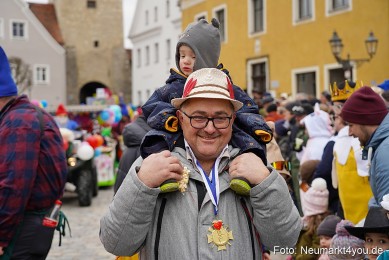 Faschingszug-Berching-150226-0011