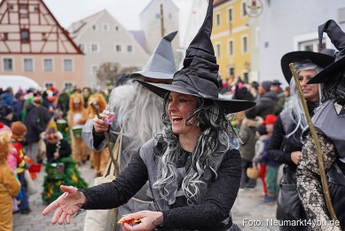 Faschingszug-Berching-150226-0193