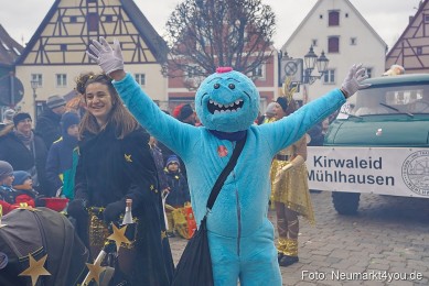Faschingszug-Berching-150226-0227