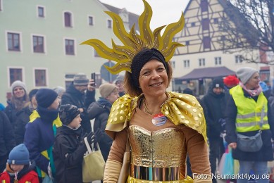 Faschingszug-Berching-150226-0228