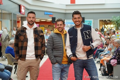 Herbst-Modenschau-Neuer-Markt-2023-0051