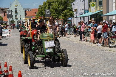 Oldtimertreffen-Neumarkt-Start-der-Ausfahrt-2023-0029