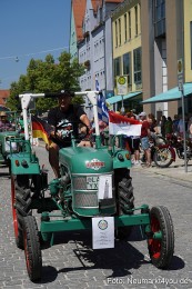 Oldtimertreffen-Neumarkt-Start-der-Ausfahrt-2023-0034