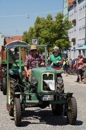 Oldtimertreffen-Neumarkt-Start-der-Ausfahrt-2023-0035