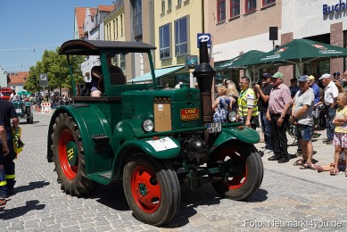 Oldtimertreffen-Neumarkt-Start-der-Ausfahrt-2023-0041